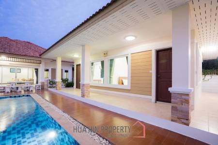 4 Bed Lovely Villa  Good Value  pool villa on end corner plot