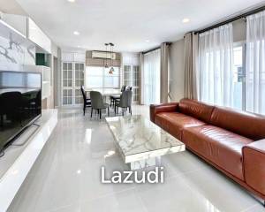 3 Bedroom 3 Bathroom 136 Sq.m Chaiyaphruek Bangna KM.7