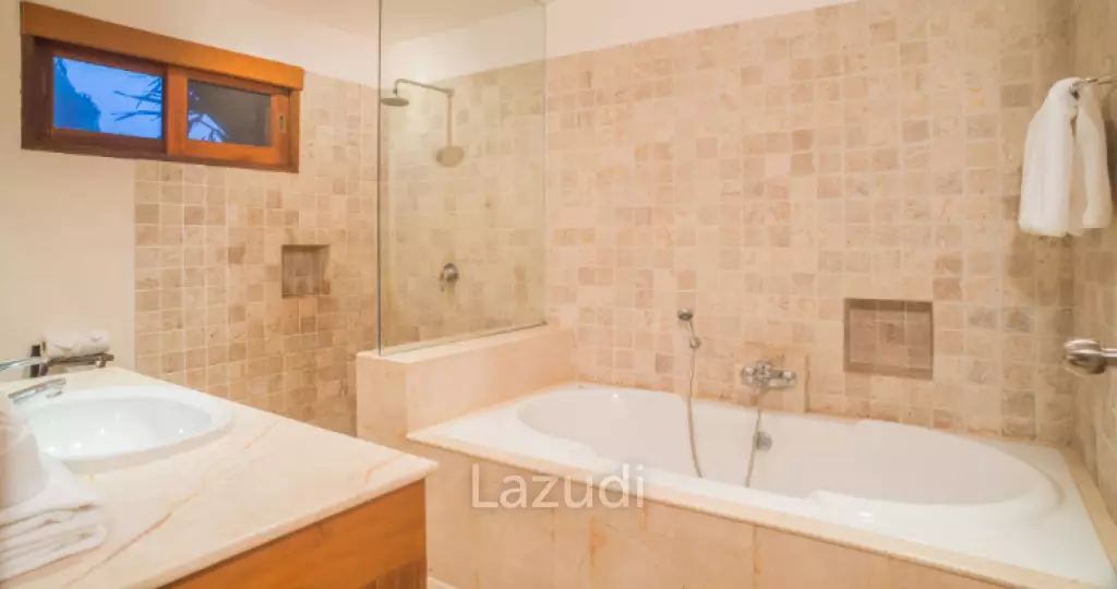 Luxury Beachside 4 Bedroom Villa in Ko Samui