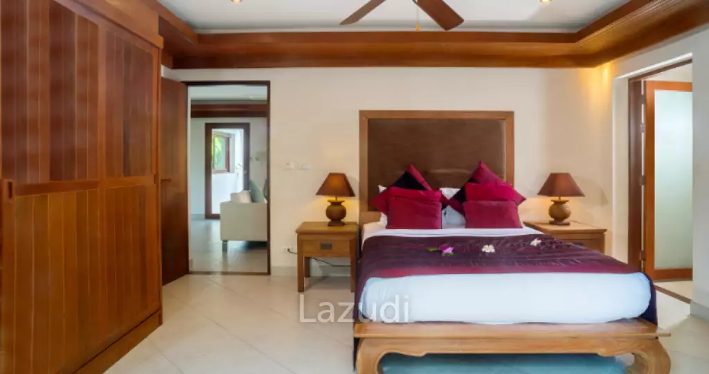 Luxury Beachside 4 Bedroom Villa in Ko Samui