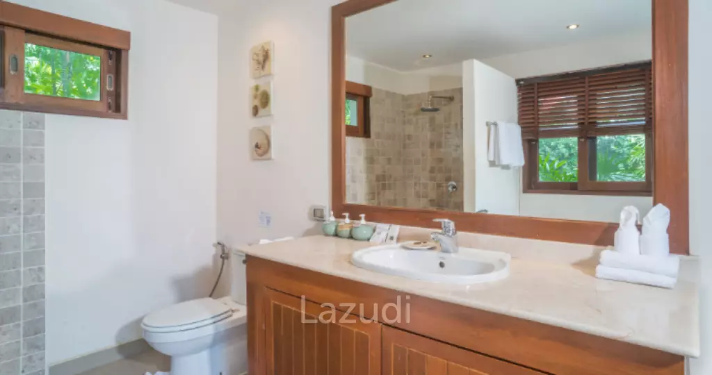 Luxury Beachside 4 Bedroom Villa in Ko Samui
