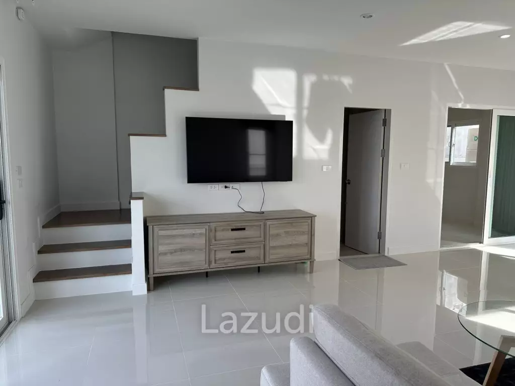 3-Bedroom House For Rent At Supalai Bella Vichit