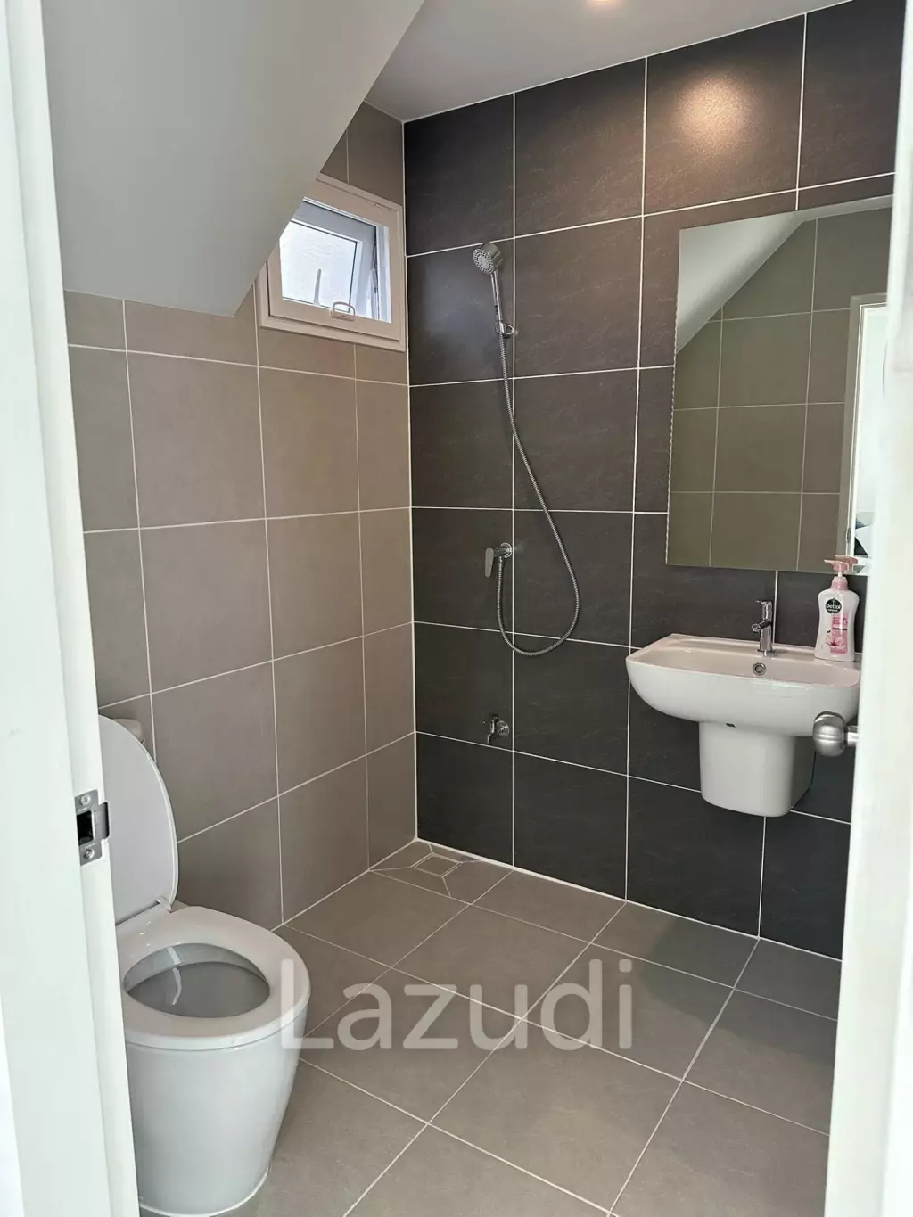 3-Bedroom House For Rent At Supalai Bella Vichit