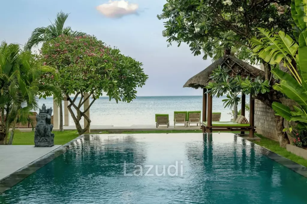 Absolute Beachfront Home in Amed Bali for sale