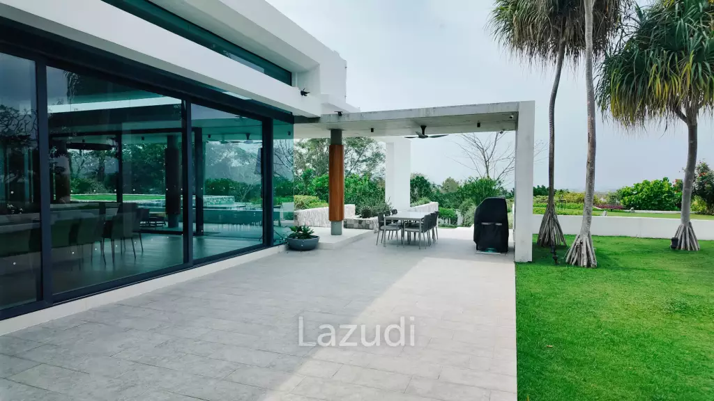 5 Beds 8 Baths 1,533 SQ.M. Villa Cascades Bangsaray