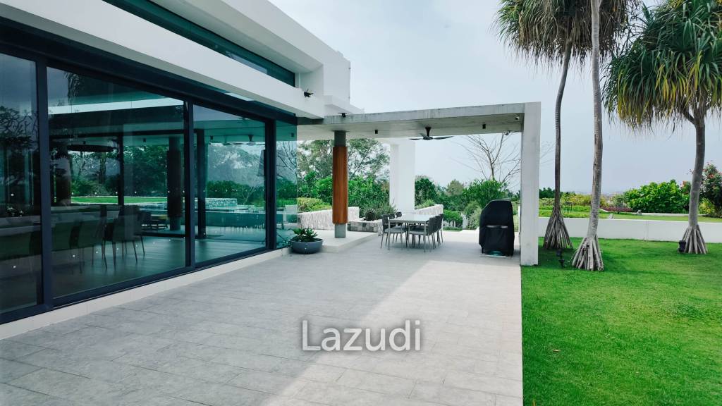 5 Beds 8 Baths 1,533 SQ.M. Villa Cascades Bangsaray