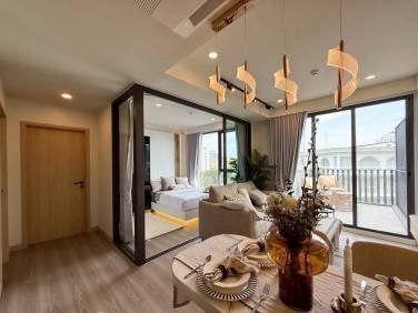 Luxurious 2-Bedroom Condo in The Deck Patong