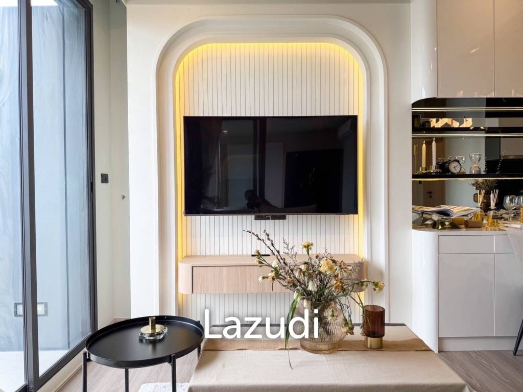Luxurious 2-Bedroom Condo in The Deck Patong