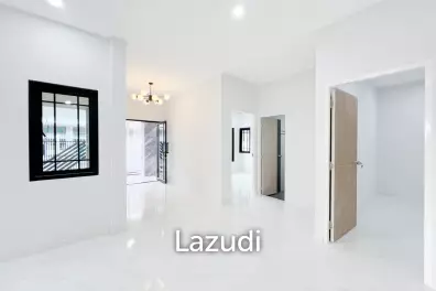 Renovated 3-Bedroom House For Sale In Kathu