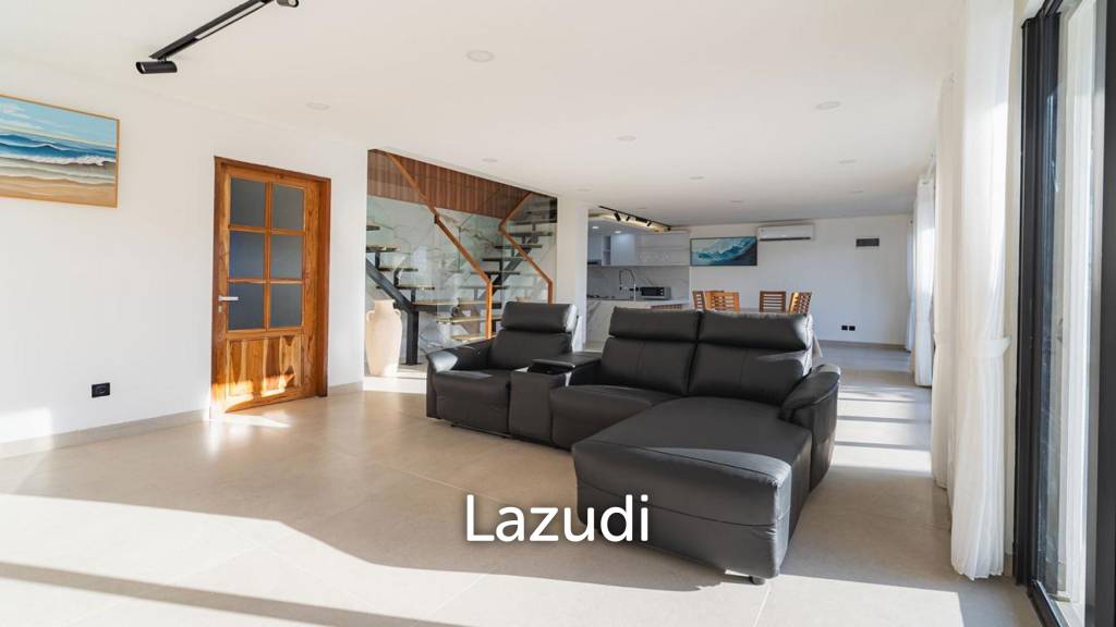 Brand new Modern 3 Bedroom close to the beach in Seminyak