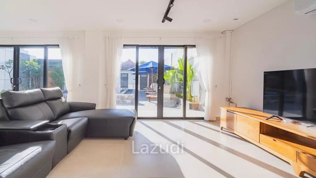 Brand new Modern 3 Bedroom close to the beach in Seminyak