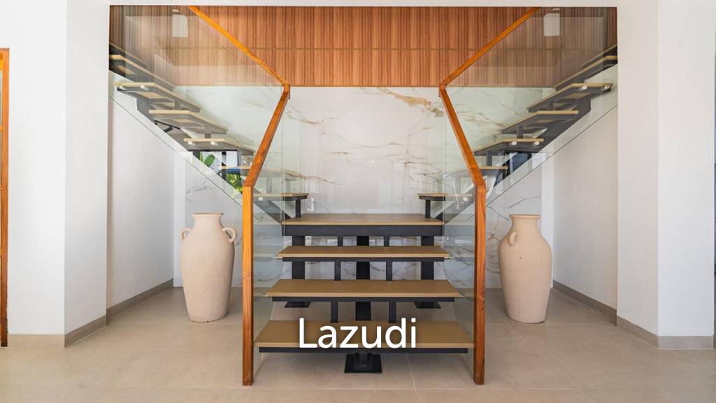 Brand new Modern 3 Bedroom close to the beach in Seminyak