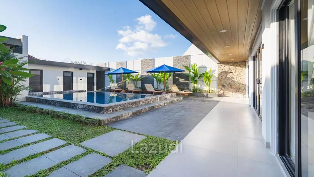 Brand new Modern 3 Bedroom close to the beach in Seminyak