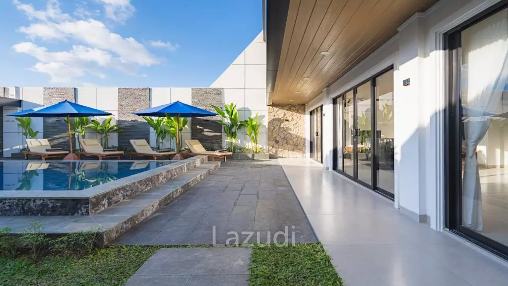 Brand new Modern 3 Bedroom close to the beach in Seminyak