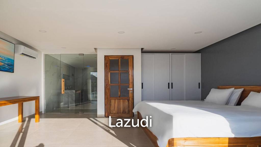 Brand new Modern 3 Bedroom close to the beach in Seminyak