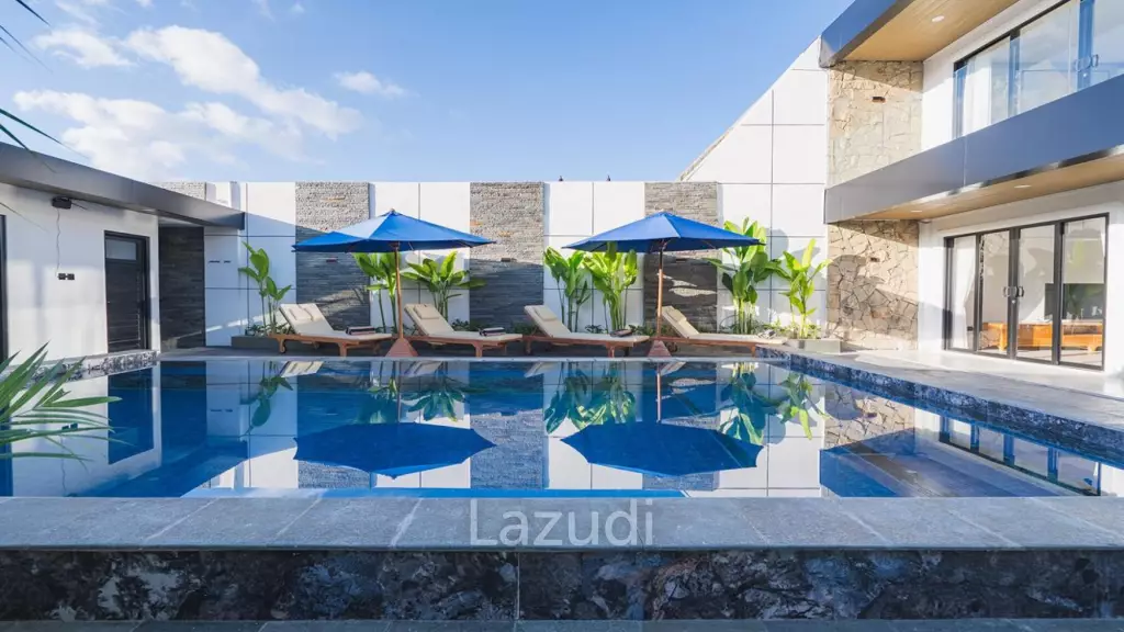 Brand new Modern 3 Bedroom close to the beach in Seminyak