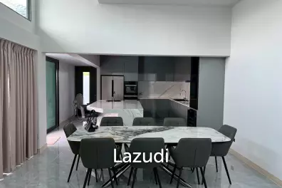 5 Bedrooms 7 Bathrooms 362 SQ.M. Villa In Mabprachan