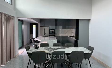 5 Bedrooms 7 Bathrooms 362 SQ.M. Villa In Mabprachan