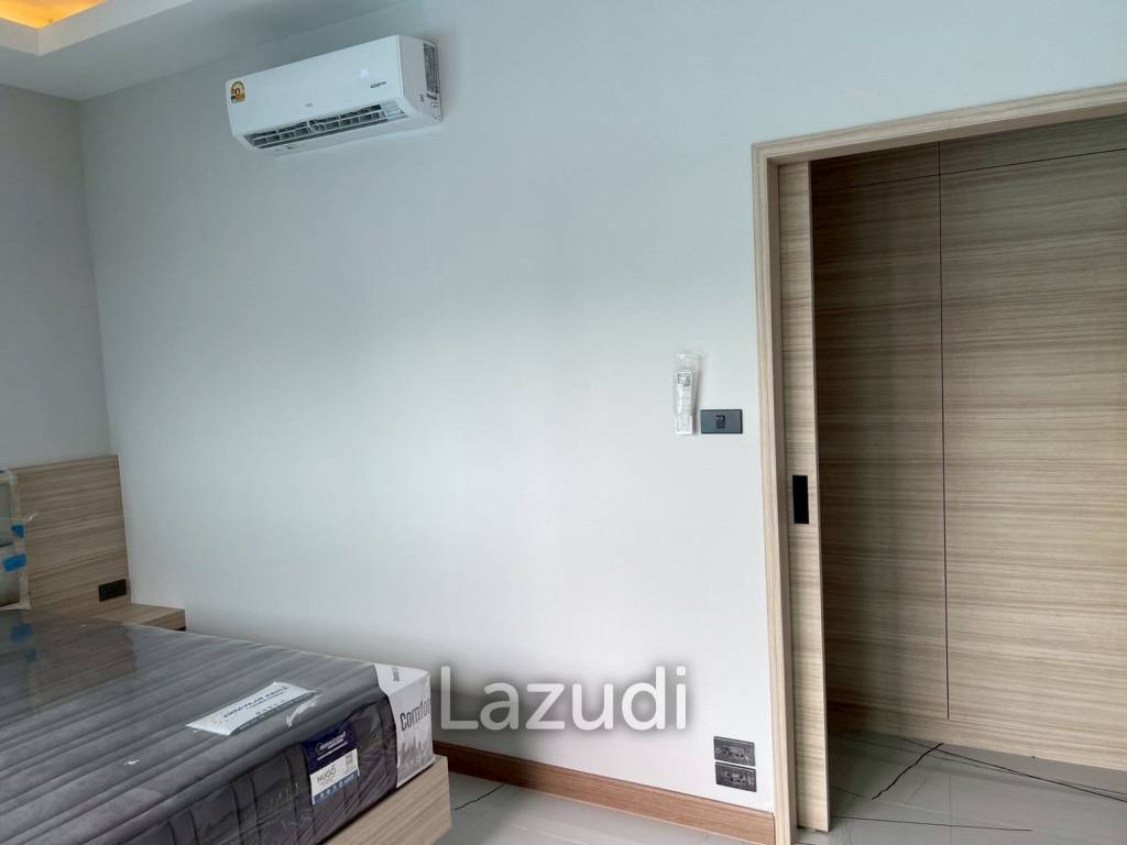 5 Bedrooms 7 Bathrooms 362 SQ.M. Villa In Mabprachan