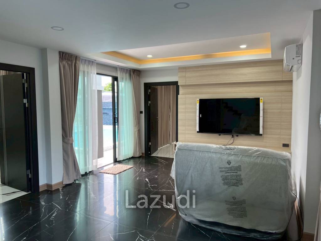 5 Bedrooms 7 Bathrooms 362 SQ.M. Villa In Mabprachan