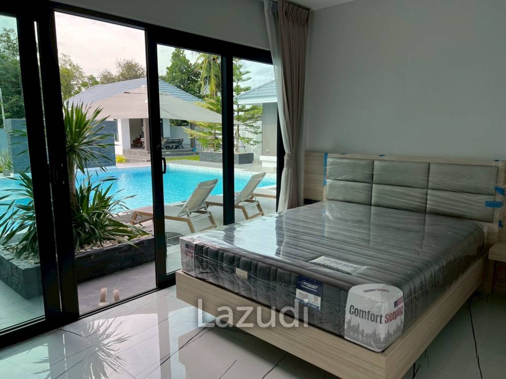 5 Bedrooms 7 Bathrooms 362 SQ.M. Villa In Mabprachan