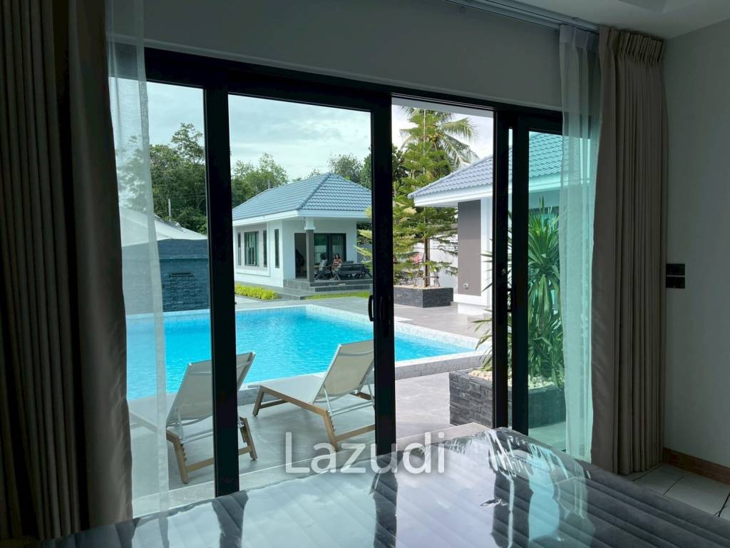 5 Bedrooms 7 Bathrooms 362 SQ.M. Villa In Mabprachan