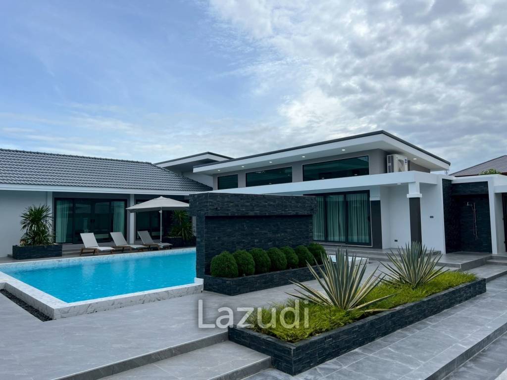 5 Bedrooms 7 Bathrooms 362 SQ.M. Villa In Mabprachan