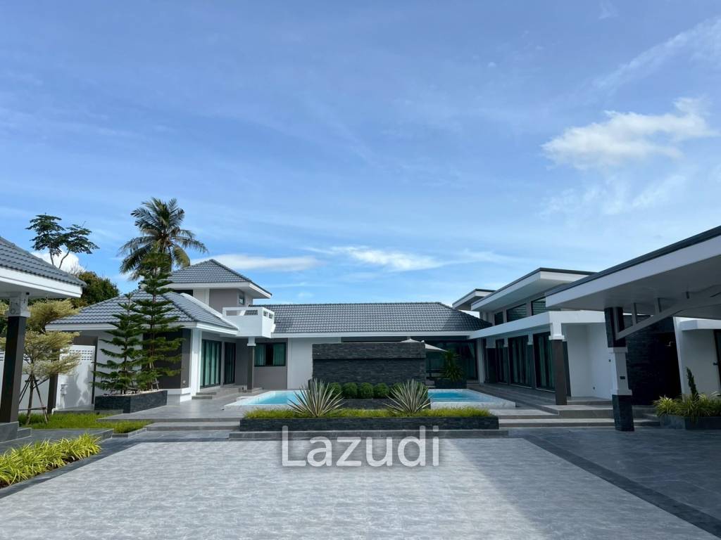 5 Bedrooms 7 Bathrooms 362 SQ.M. Villa In Mabprachan