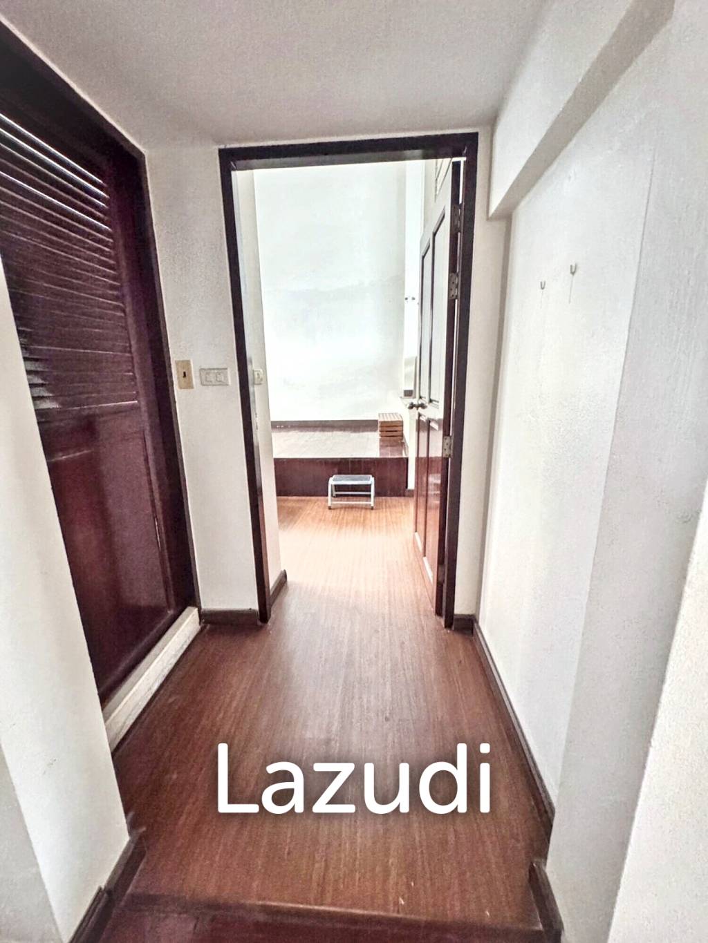 4 Bedroom 6 Bathroom 28 Sq.w Leo Classic Place