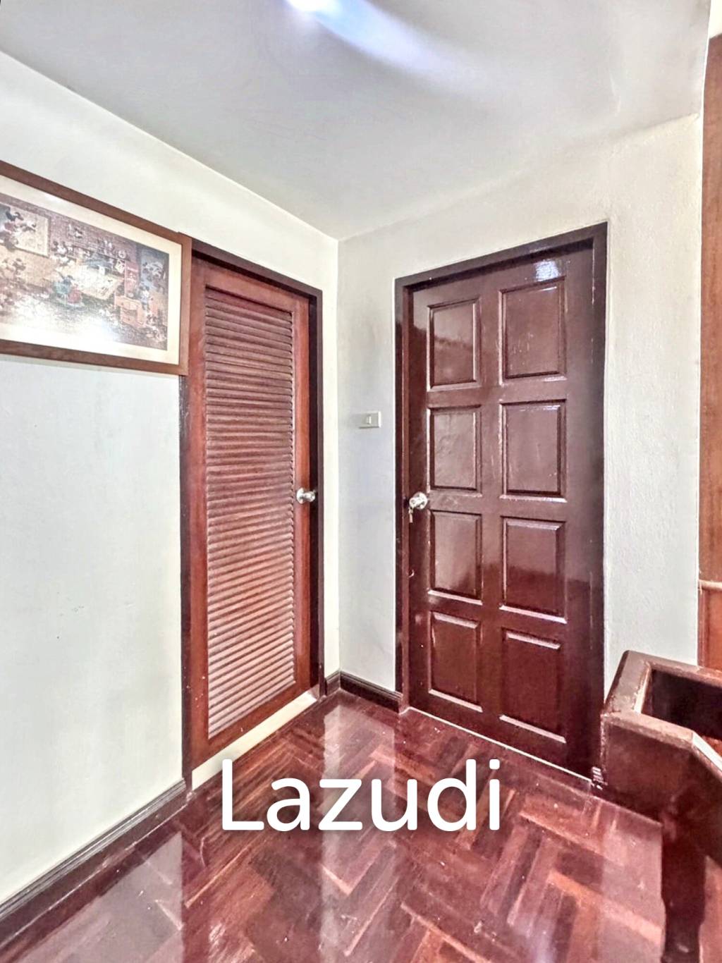 4 Bedroom 6 Bathroom 28 Sq.w Leo Classic Place