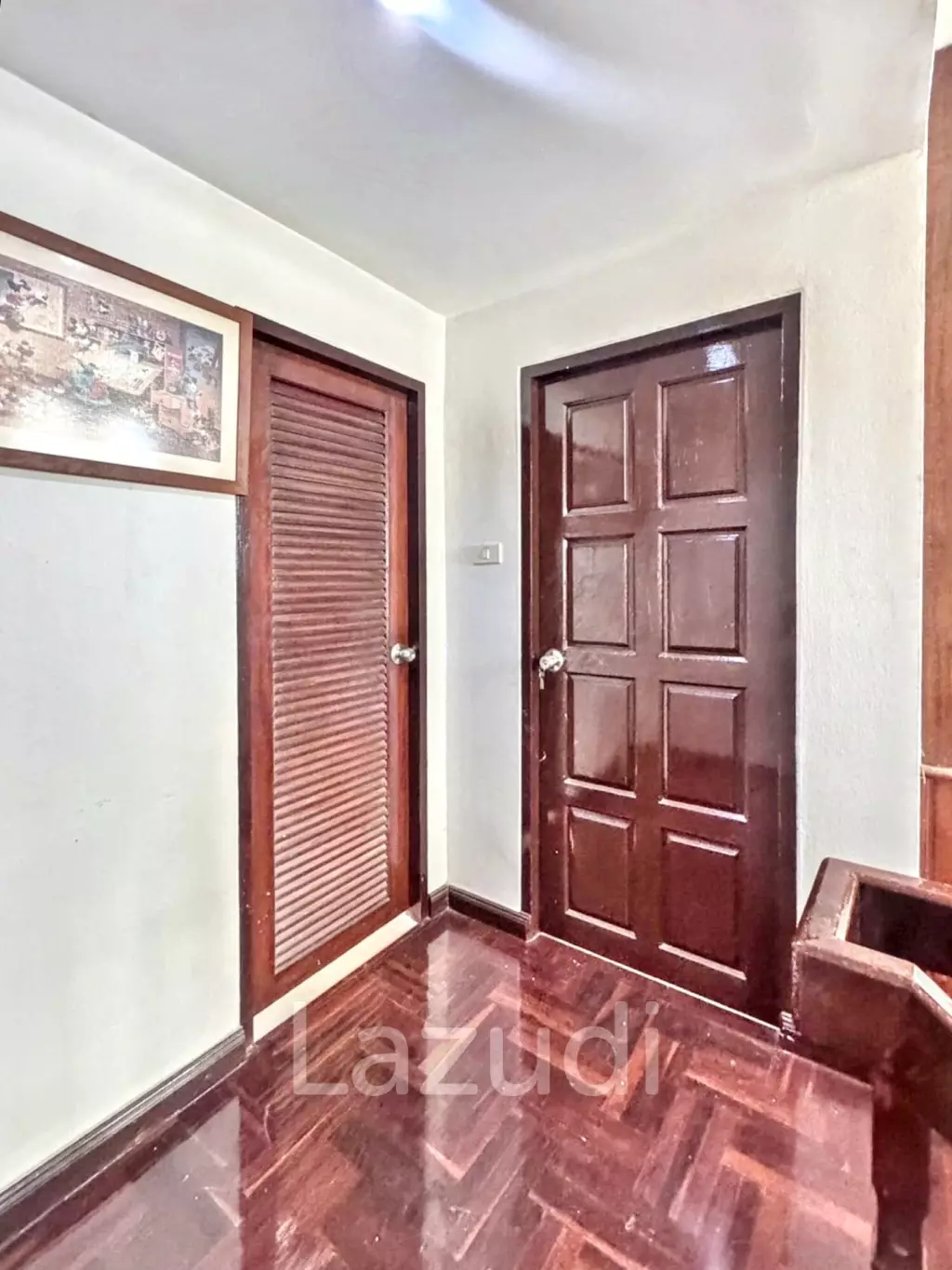 4 Bedroom 6 Bathroom 28 Sq.w Leo Classic Place
