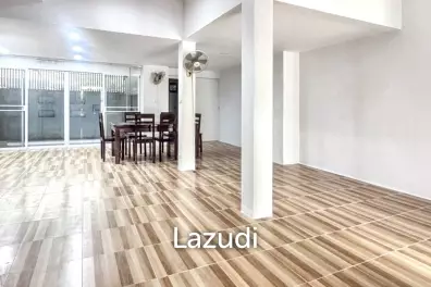 4 Bedroom 6 Bathroom 28 Sq.w Leo Classic Place