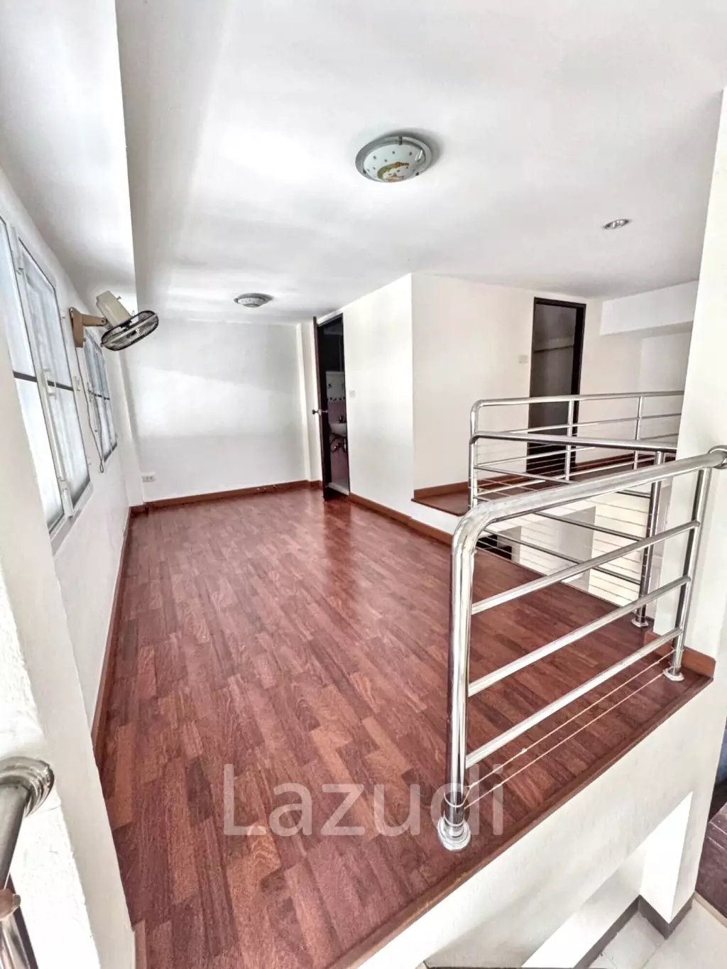 4 Bedroom 6 Bathroom 28 Sq.w Leo Classic Place