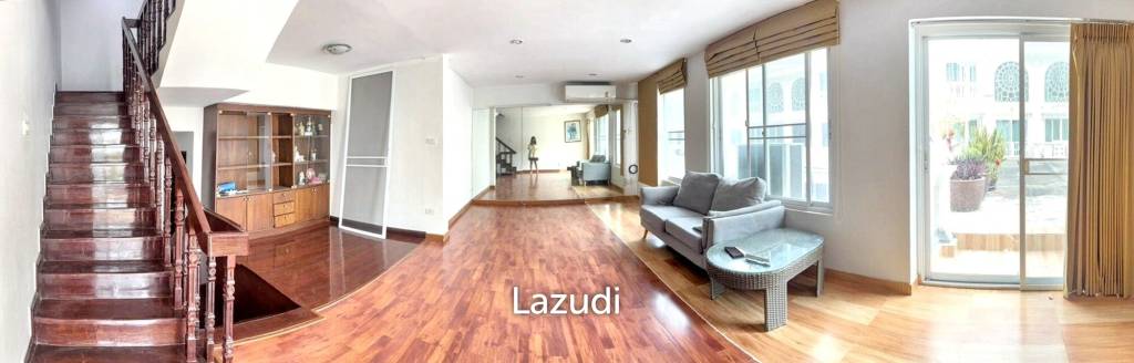4 Bedroom 6 Bathroom 28 Sq.w Leo Classic Place