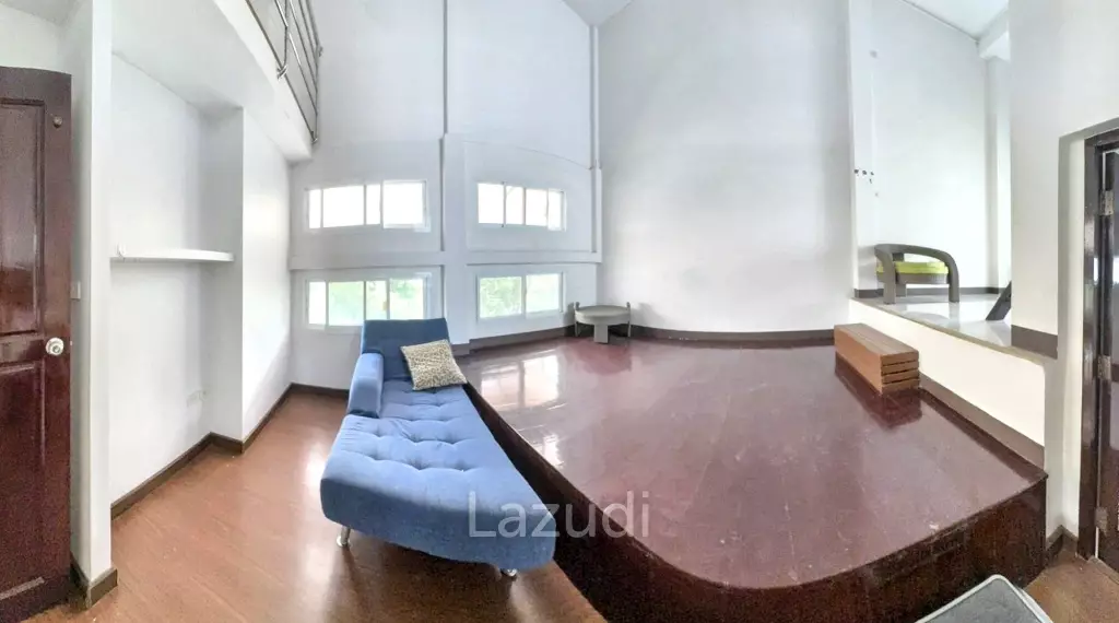 4 Bedroom 6 Bathroom 28 Sq.w Leo Classic Place