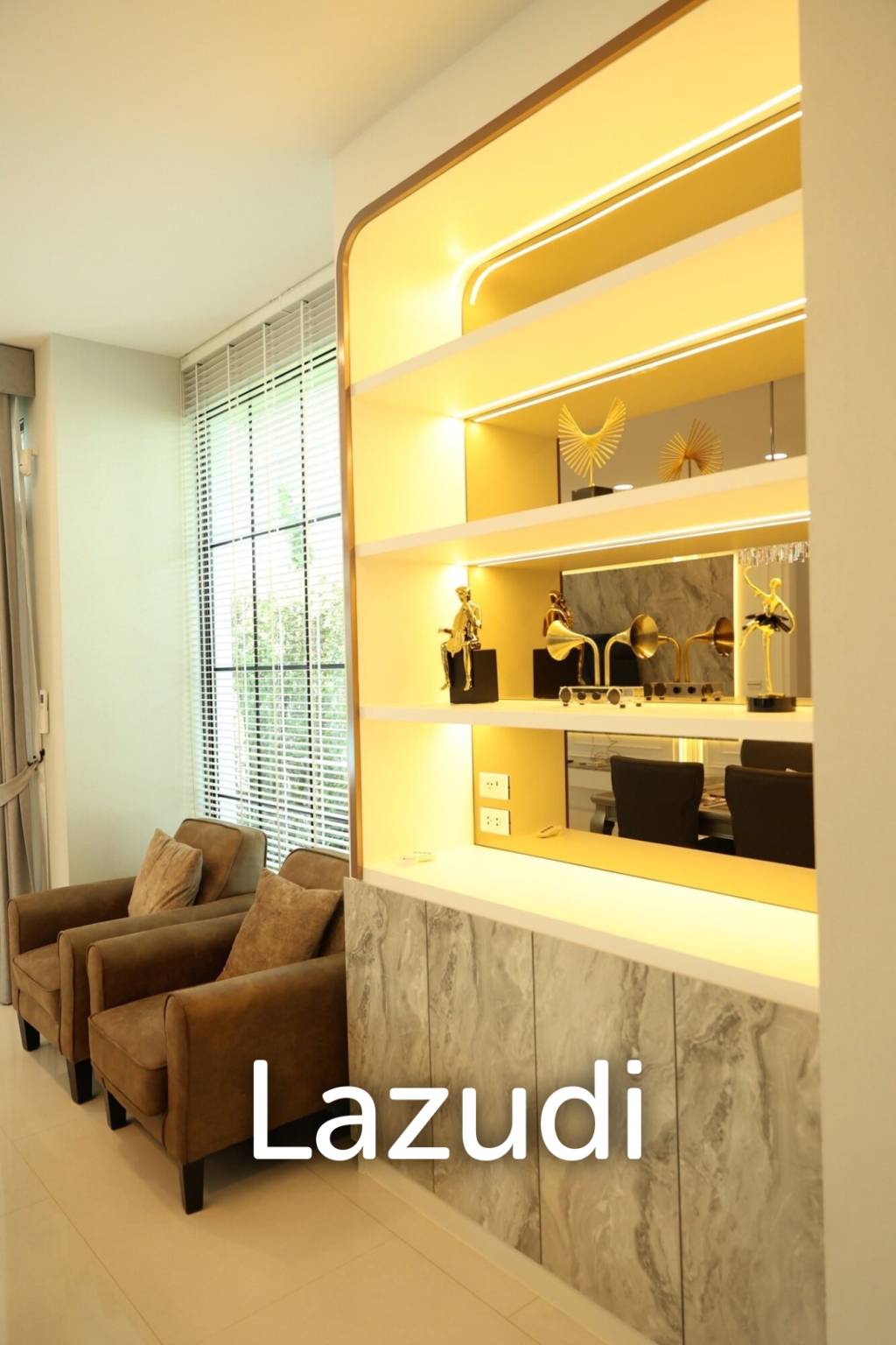 5 bed 6 bath 449 SQ.M for rent with private pool