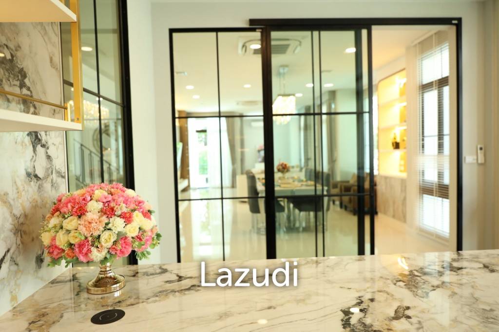5 bed 6 bath 449 SQ.M for rent with private pool