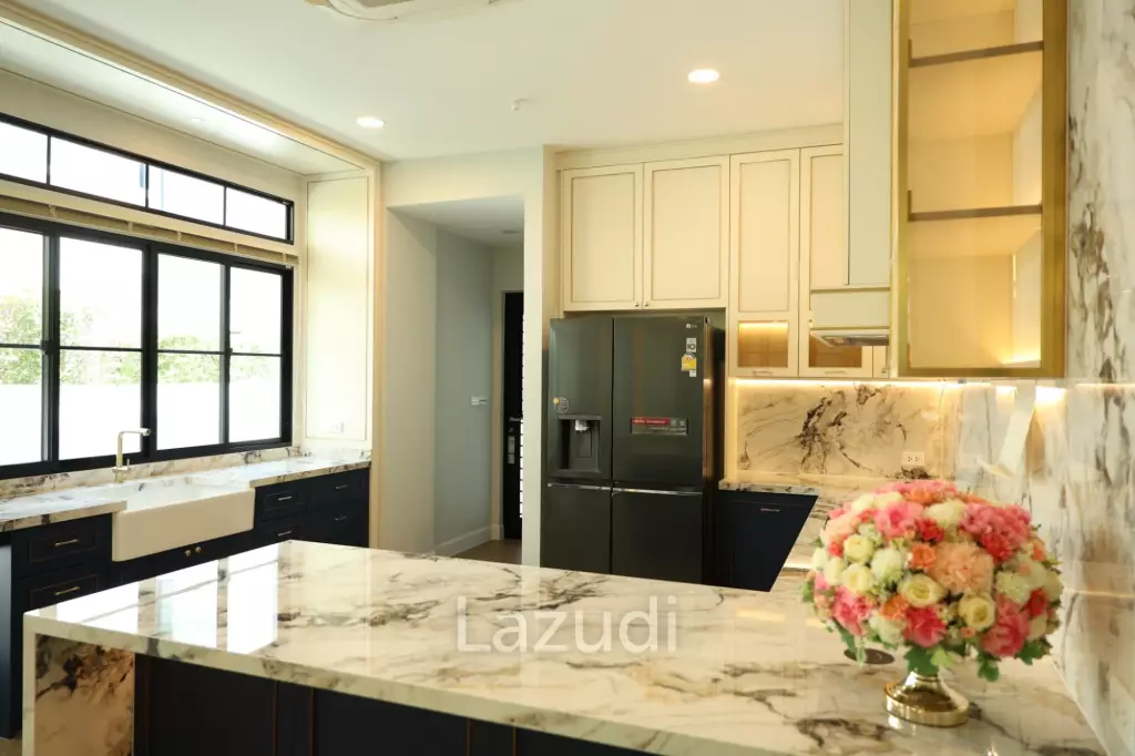 5 bed 6 bath 449 SQ.M for rent with private pool