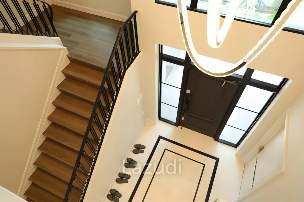 5 bed 6 bath 449 SQ.M for rent with private pool