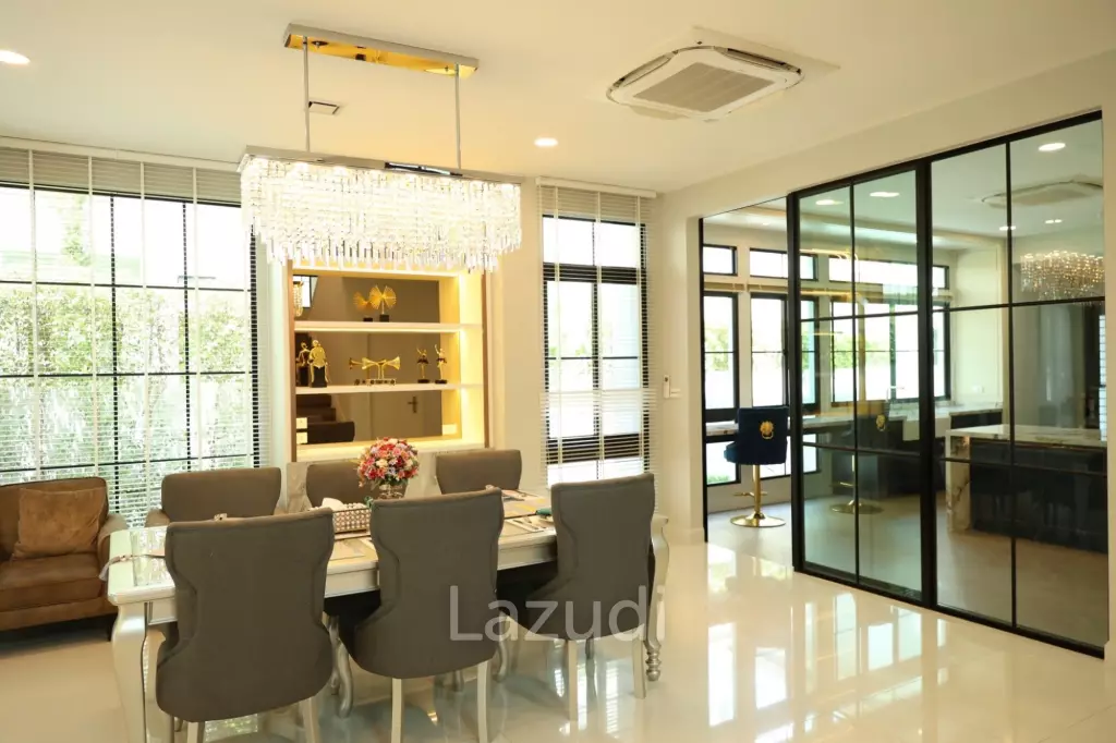 5 bed 6 bath 449 SQ.M for rent with private pool