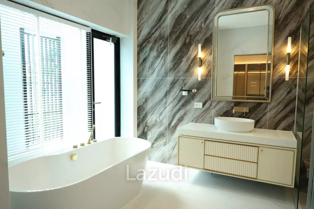 5 bed 6 bath 449 SQ.M for rent with private pool