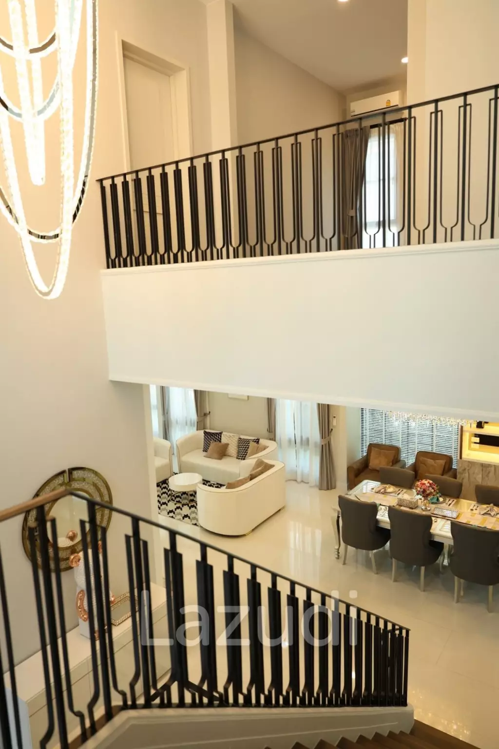 5 bed 6 bath 449 SQ.M for rent with private pool