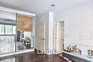 3 Bed 3 Bath 162 SQ.M At Town Avenue Rama9