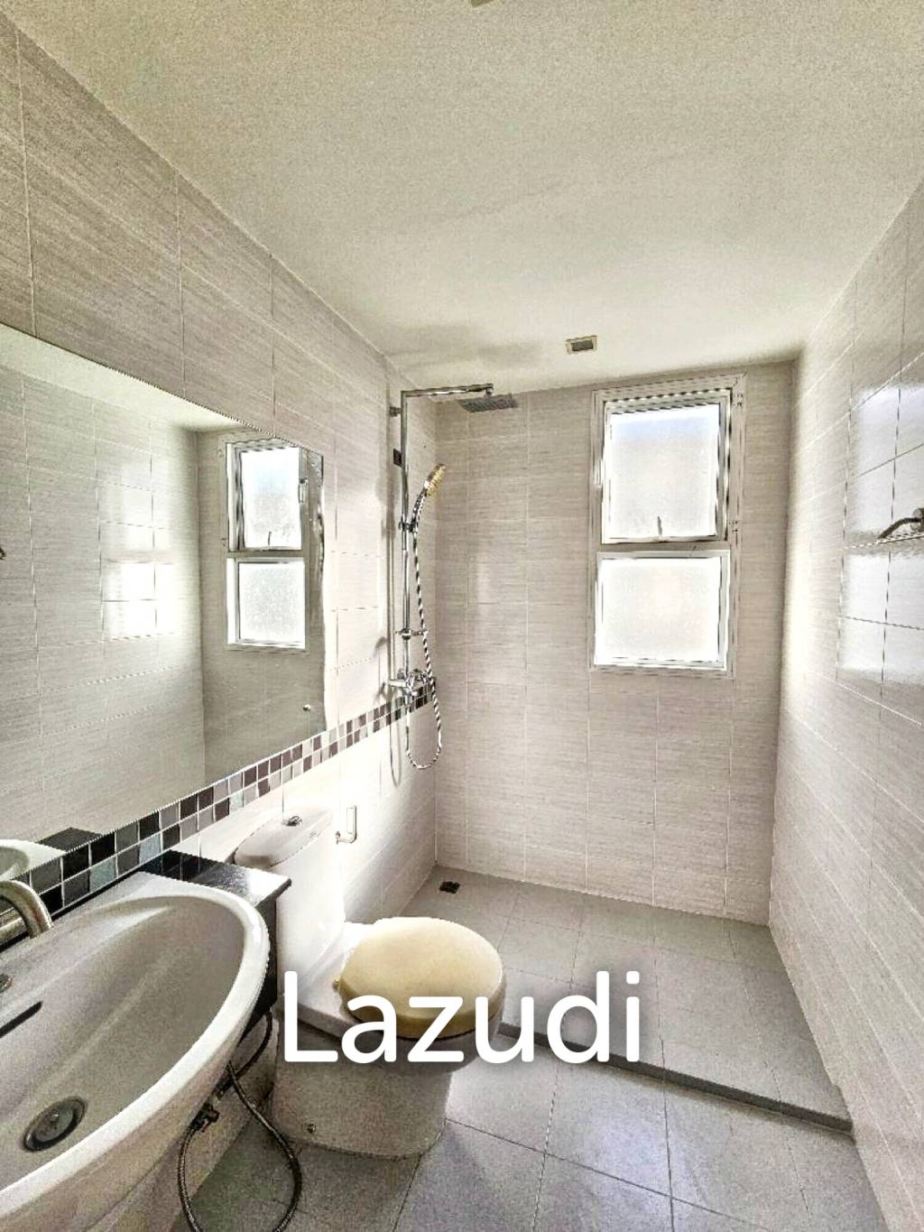 3 Bed 3 Bath 162 SQ.M At Town Avenue Rama9