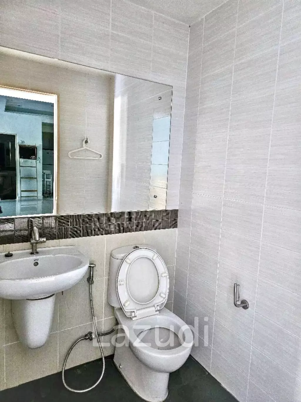 3 Bed 3 Bath 162 SQ.M At Town Avenue Rama9