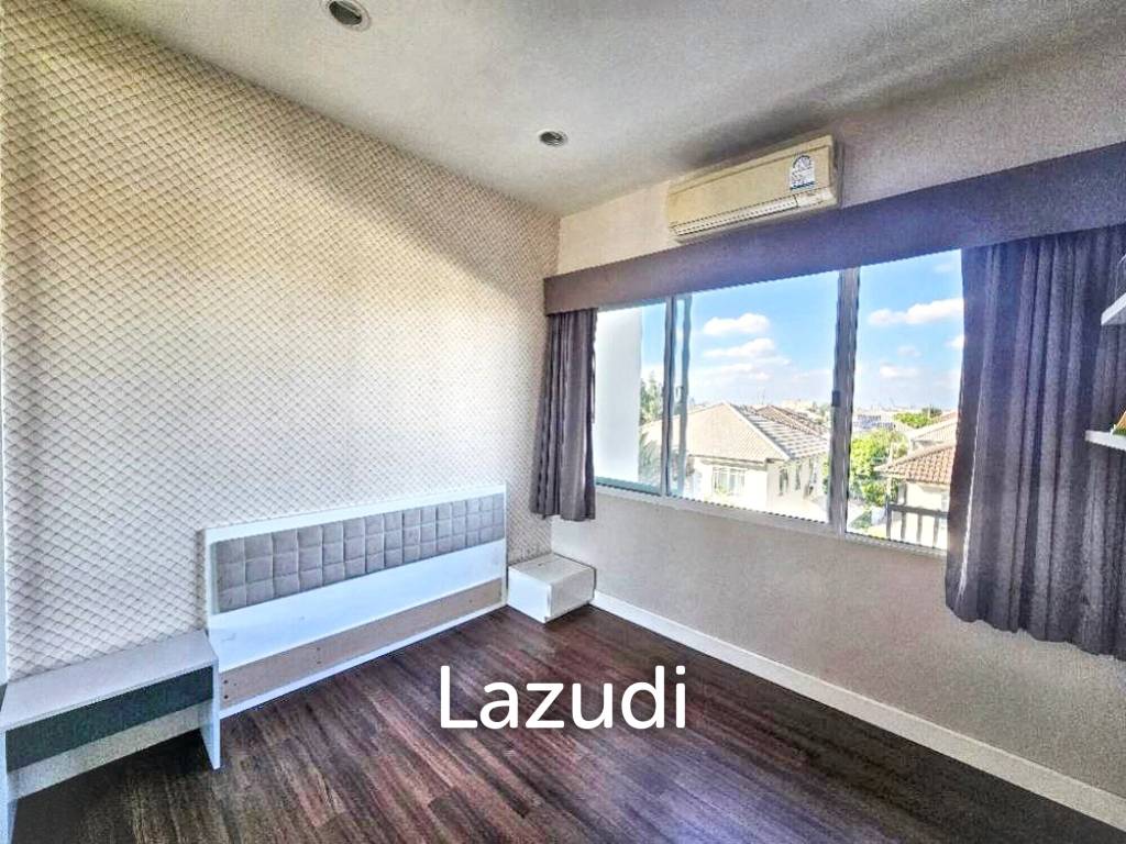 3 Bed 3 Bath 162 SQ.M At Town Avenue Rama9