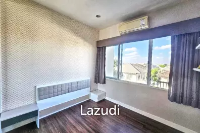 3 Bed 3 Bath 162 SQ.M At Town Avenue Rama9