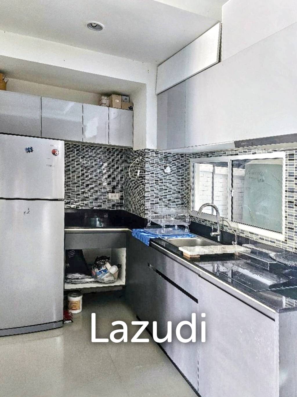3 Bed 3 Bath 162 SQ.M At Town Avenue Rama9