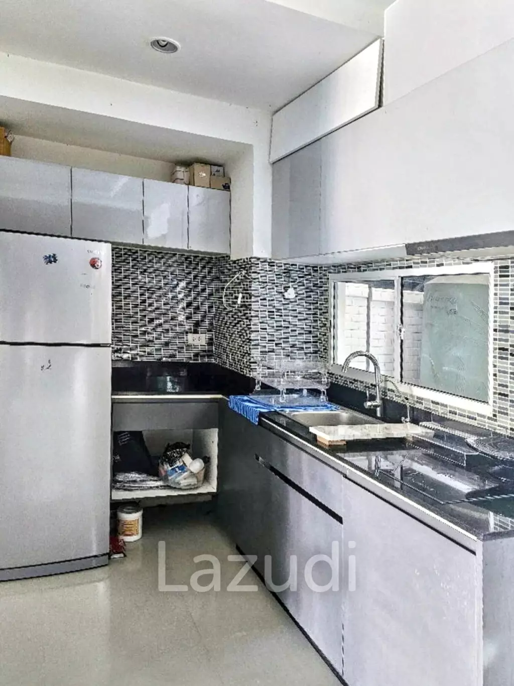 3 Bed 3 Bath 162 SQ.M At Town Avenue Rama9