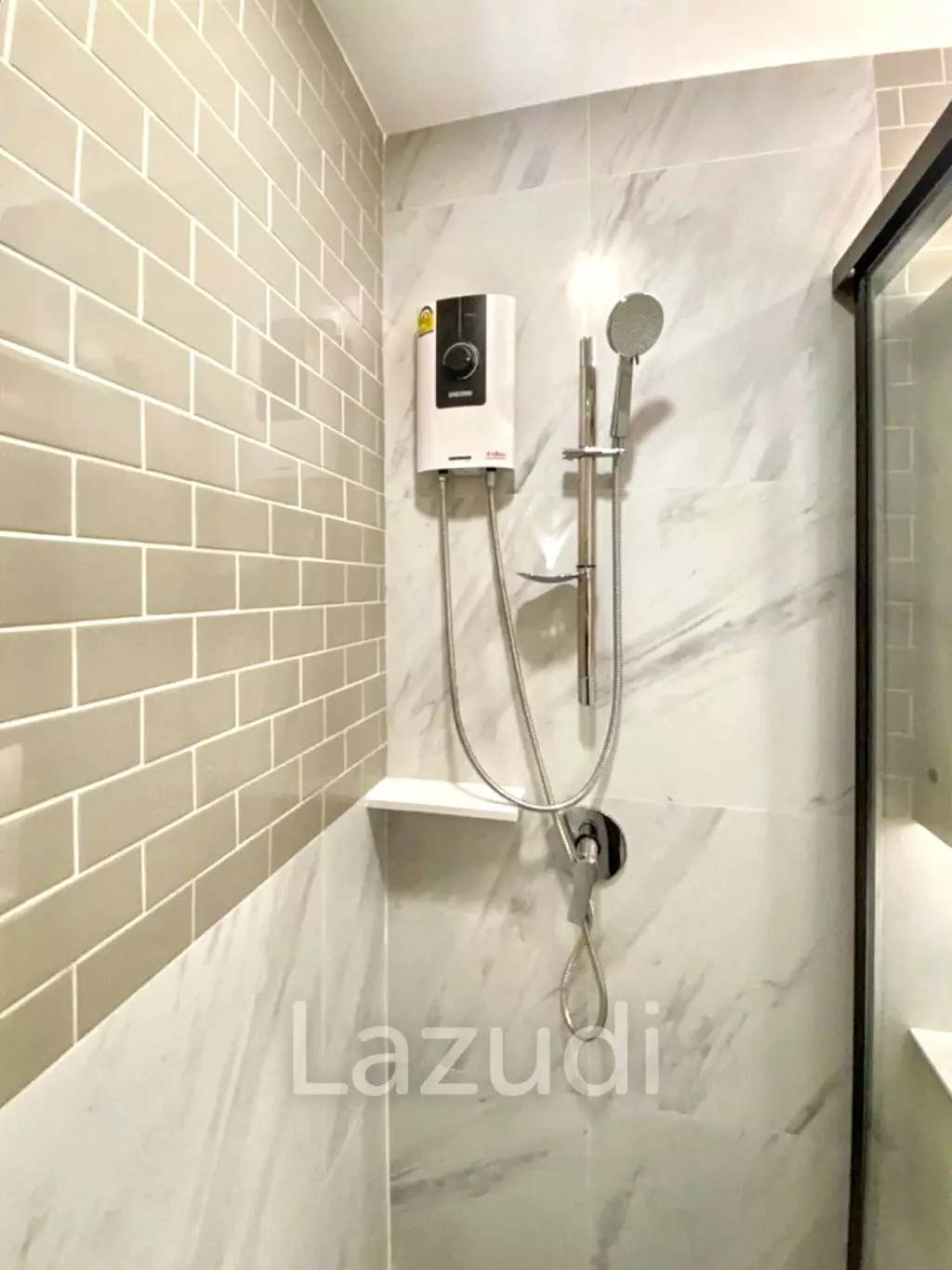 1 Bedroom 1 Bathroom 49 SQ.M XT Phayathai